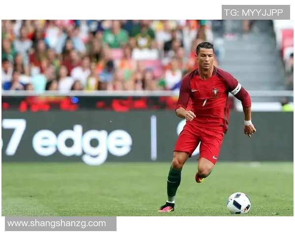 足球明星C罗的个人资产揭秘及其背后的财富故事